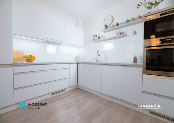 REZERVOVANÉ:Na predaj moderný 2-izbový byt v Trenčíne