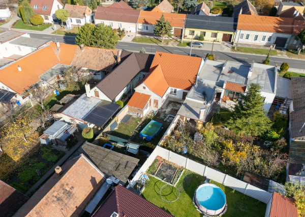 Na predaj 4-izbový rodinný dom v obci Zeleneč