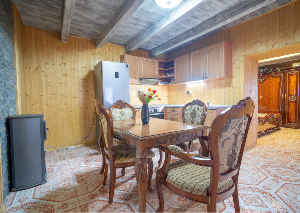 Na predaj kompletne zariadená chata v obci Bardoňovo