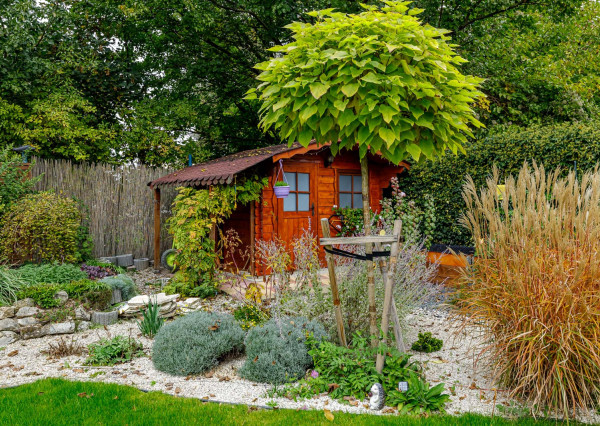 Na predaj rozprávkový dom s krásnou záhradou v Hviezdoslavove