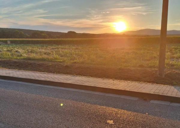 Exkluzívne iba u nás na predaj lukratívne stavebné pozemky  v obci Šišov, okr. Bánovce n/B