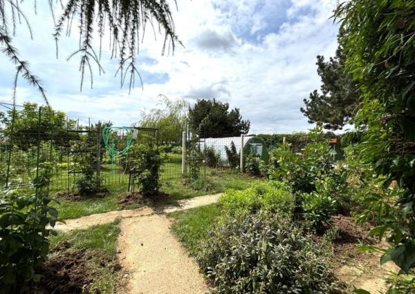 Exkluzívna ponuka na PREDAJ 3i RD Pravotice s veľkým pozemkom 1529m2