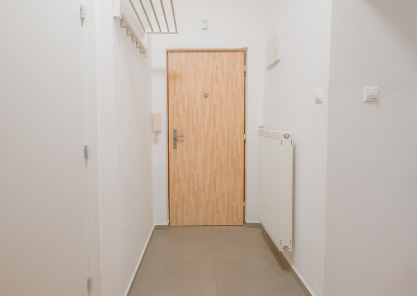 Na predaj čiastočne zariadený 2 izbový byt v Žiline