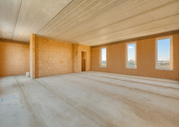 Na predaj administratívno-skladový objekt pri Trnave, v obci Zavar