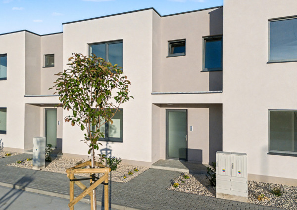 Na predaj skolaudovaný výnimočný 4-izbový byt v rodinnom dome vo Veľkom Orvišti