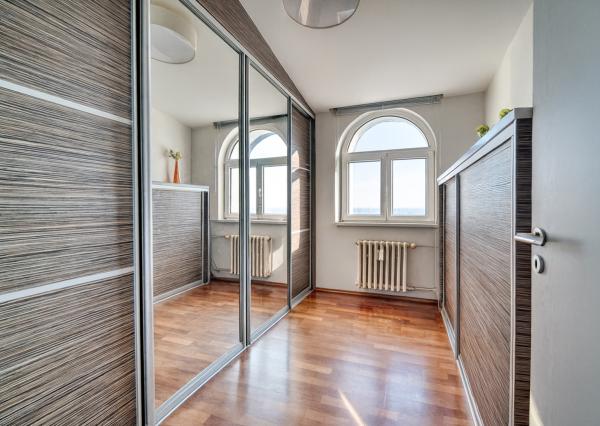 Na predaj 4-izbový byt s výhľadom na Malé Karpaty v Rači