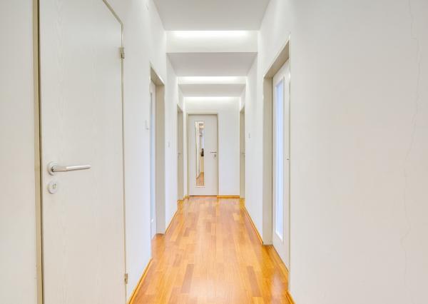 Na predaj 4-izbový byt s výhľadom na Malé Karpaty v Rači