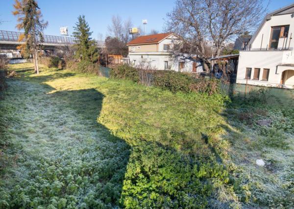 Na predaj stavebný pozemok v Ružinove