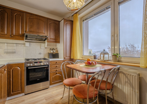 Na predaj slnečný 4-izbový byt na Námestí Kráľovnej pokoja v Prešove