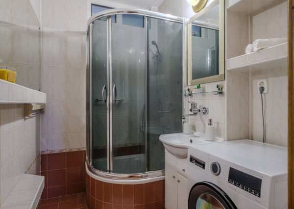 Na predaj slnečný 4-izbový byt na Námestí Kráľovnej pokoja v Prešove