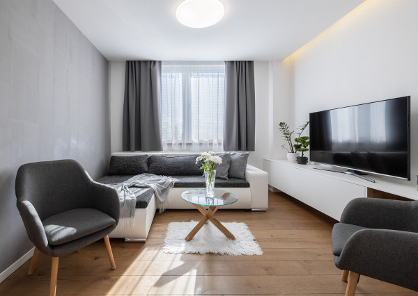 Na predaj slnečný 3-izbový byt v centre mesta Snina