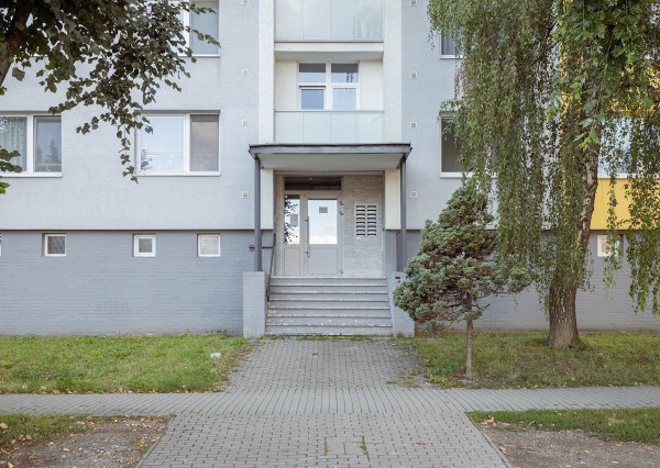 Na predaj slnečný 3-izbový byt v centre mesta Snina