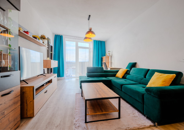 Na prenájom luxusný 2-izbový byt s balkónom a parkovacím státím vo vyhľadávanej lokalite v Prešove