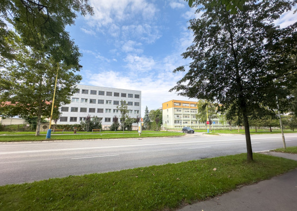 Na prenájom moderný 3-izbový byt v širšom centre Košíc