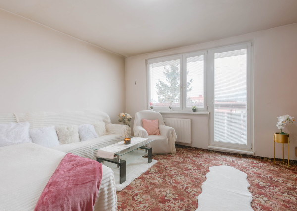 Na predaj 3-izbový byt v Kysuckom Novom Meste