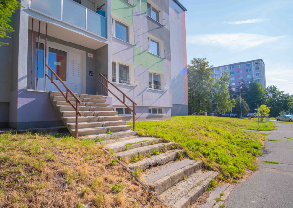 Na predaj 3-izbový byt s potenciálom v tichej lokalite Popradu