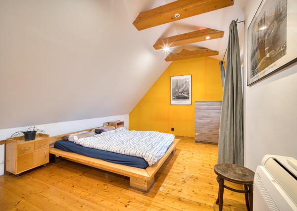 Na predaj netradičný loftový mezonet v srdci Starého Mesta