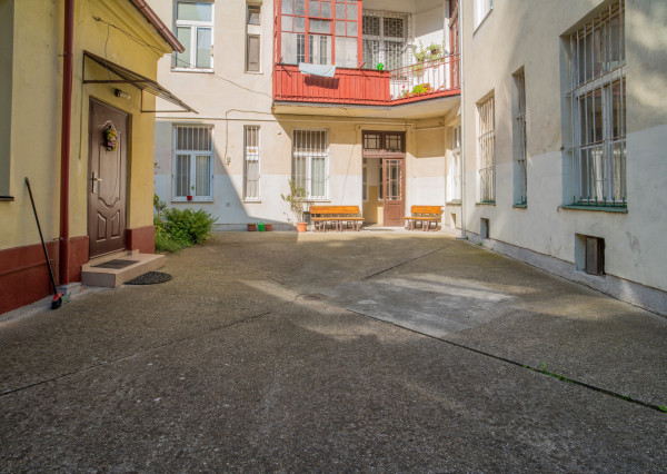 Na predaj netradičný loftový mezonet v srdci Starého Mesta