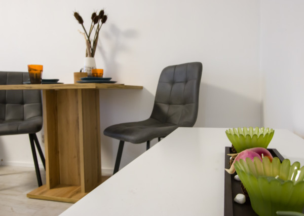 Na predaj investičný 1-izbový  byt Bratislave-Dúbravka