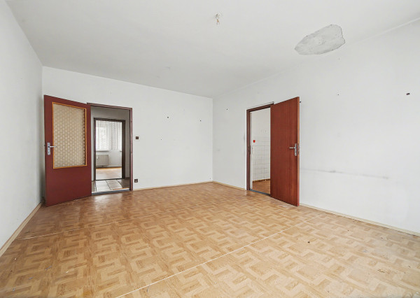 Na predaj priestranný 3-izbový byt v Martine - Zaturčie