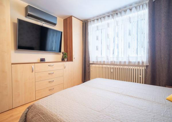 Na prenájom 3-izbový byt s garážou v Nitre - Čermáň