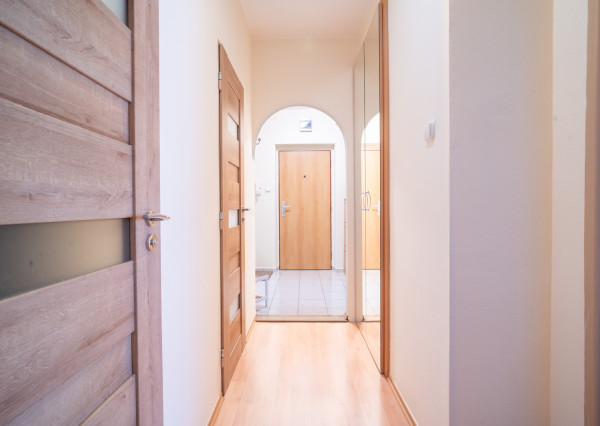 Na prenájom 3-izbový byt s garážou v Nitre - Čermáň