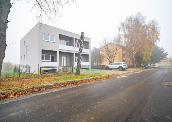 Na predaj polyfunkčná budova v obci Bardoňovo