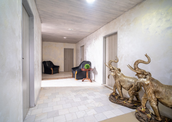 Na predaj polyfunkčná budova v obci Bardoňovo