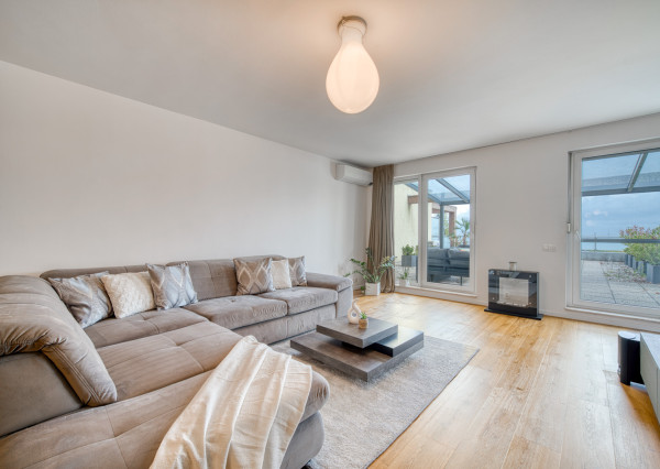 Na predaj 2-izbový byt s veľkolepou terasou na Kolibe