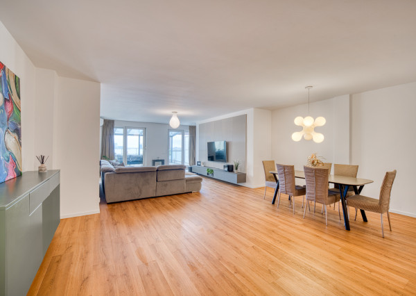 Na predaj 2-izbový byt s veľkolepou terasou na Kolibe