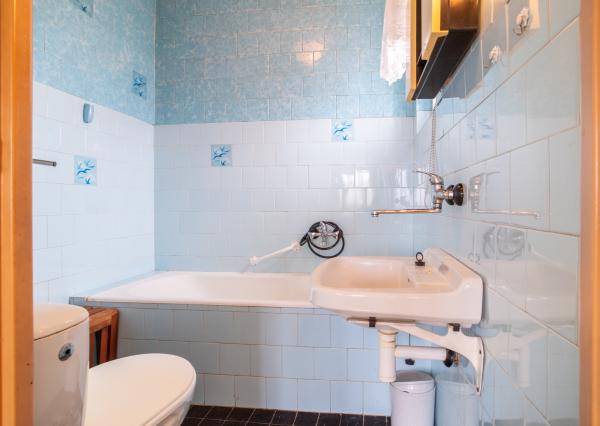 Na predaj 5-izbový rodinný dom Veľké Leváre