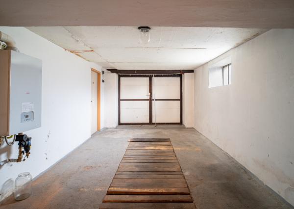 Na predaj 5-izbový rodinný dom Veľké Leváre