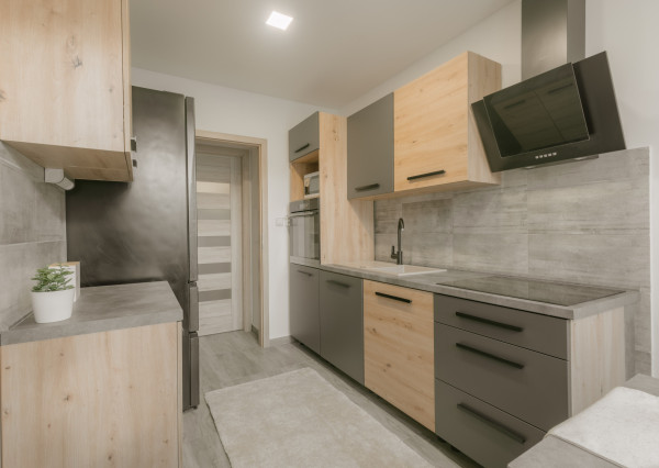 REZERVOVANÉ:Na predaj kompletne zrekonštruovaný 3-izbový byt v Turzovke