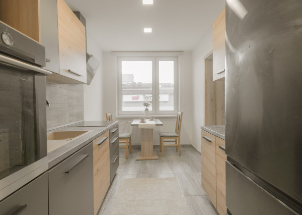 REZERVOVANÉ:Na predaj kompletne zrekonštruovaný 3-izbový byt v Turzovke