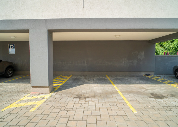 Na predaj 3-izbový byt s parkovaním v Senci