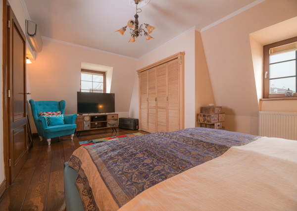 Na predaj nadštandardný rodinný dom s bazénom, Soblahov