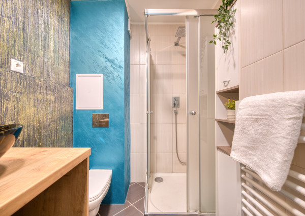 Na prenájom kompletne zariadený 2-izbový byt v centre Malaciek