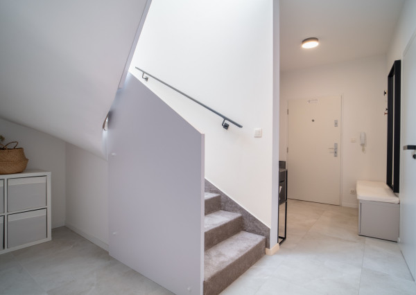 Na prenájom štýlový 3-izbový mezonet v historickom centre Trnavy