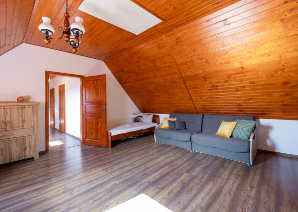 Na predaj 4-izbový rodinný dom v Moravskom Lieskovom