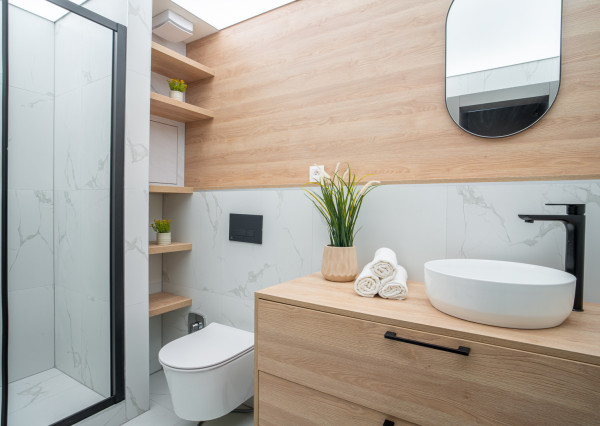 Na prenájom exkluzívny 2-izbový byt s terasou v centre Bratislavy