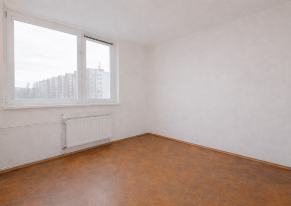 Na predaj 2-izbový byt s loggiou a balkónom v Žiline