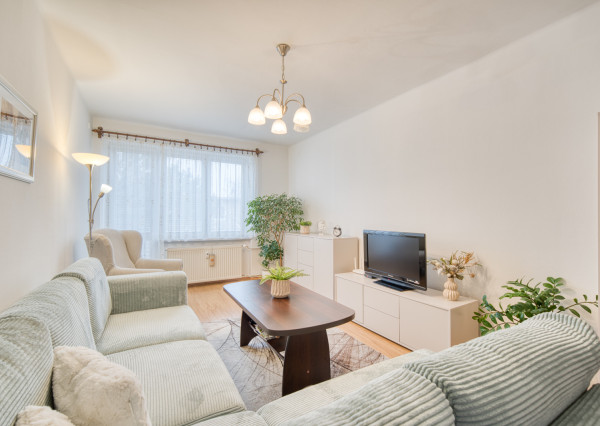 Na predaj priestranný 3-izbový byt v Malackách