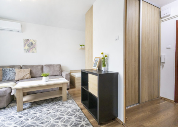 Na prenájom moderný 1-izbový byt kúsok od centra Dunajskej Stredy