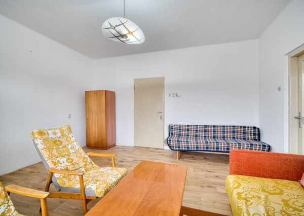 Na predaj rodinný dom vhodný na rekonštrukciu v Uhrovci