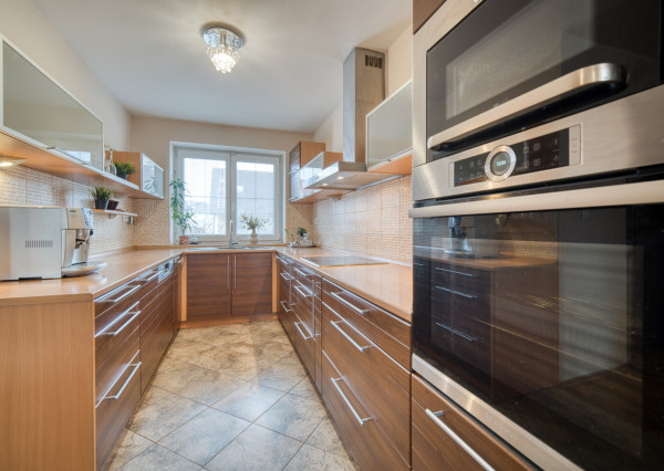 Na predaj dvojpodlažný 4-izbový dom v Malackách