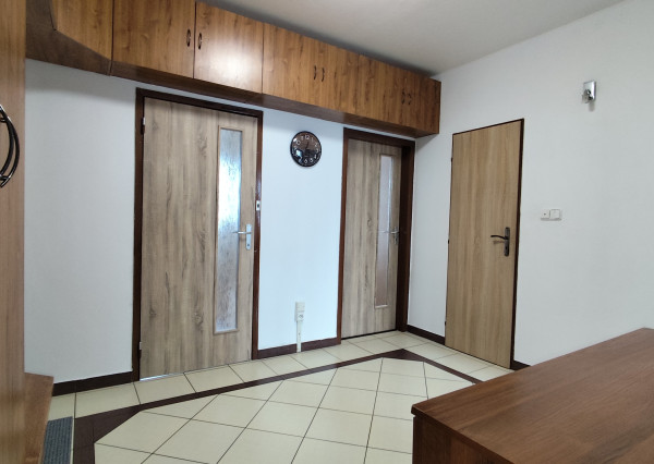 Na prenájom 3-izbový byt v Bánovciach nad Bebravou