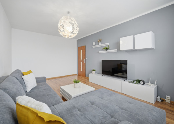 Na predaj 2,5-izbový byt s balkónom v centre mesta Malacky