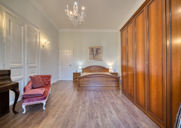 Na prenájom exkluzívny 3-izbovy byt v Starom Meste