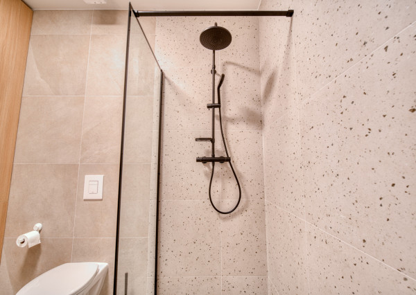 Na prenájom moderný 1-izbový byt s parkovacím miestom v Senici