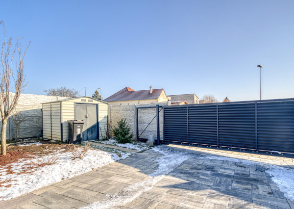 Na predaj kompletne zariadený rodinný dom vo Voderadoch